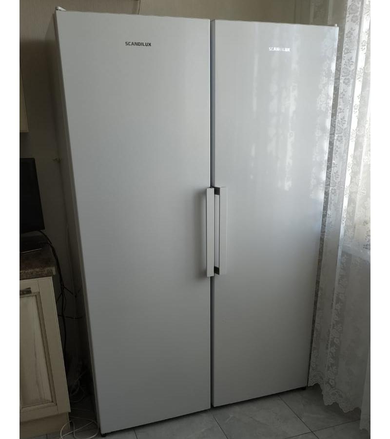 ����������� Side-by-Side SCANDILUX SBS711Y02W